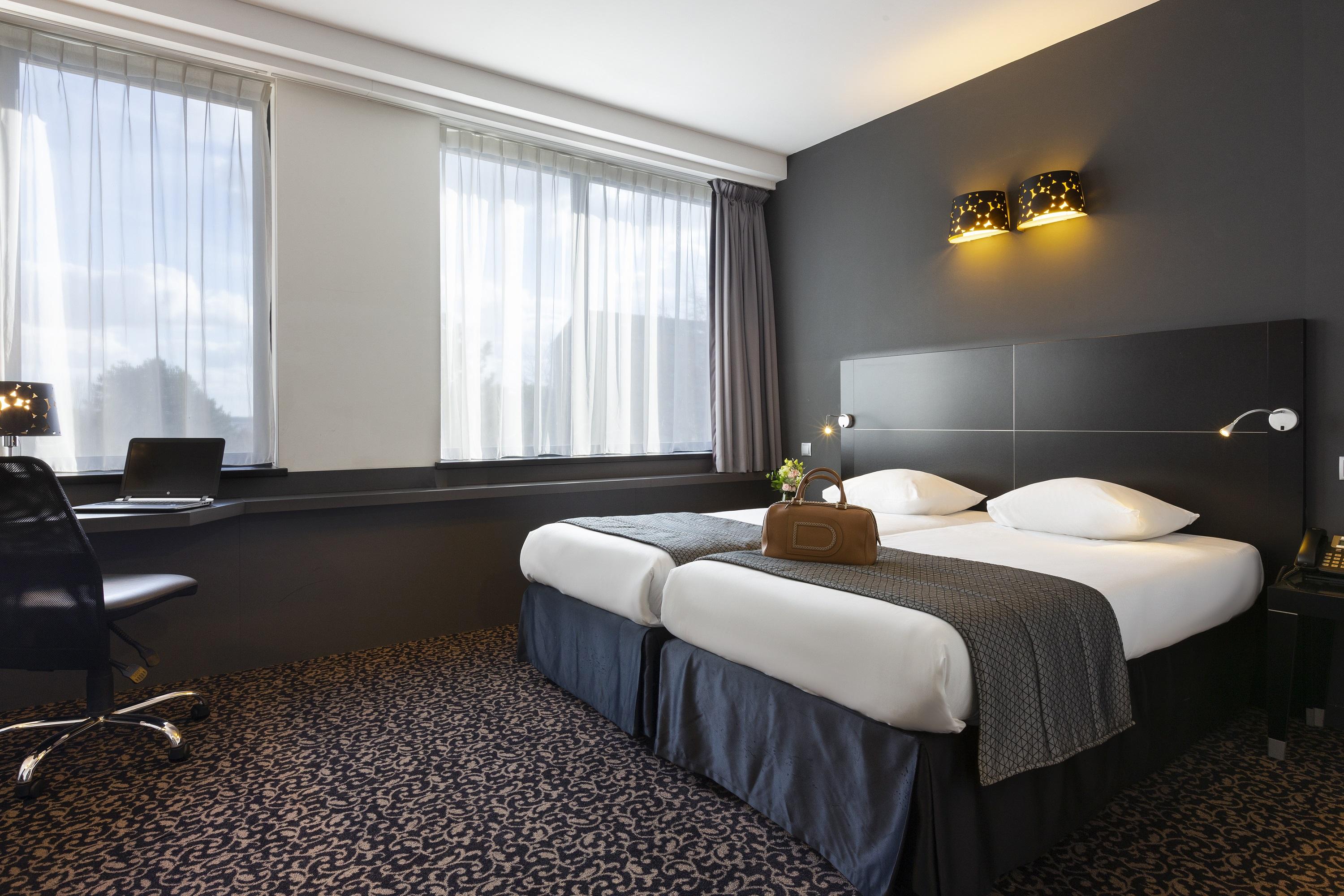 Hotel Ramada Brussels Woluwe Eksteriør billede